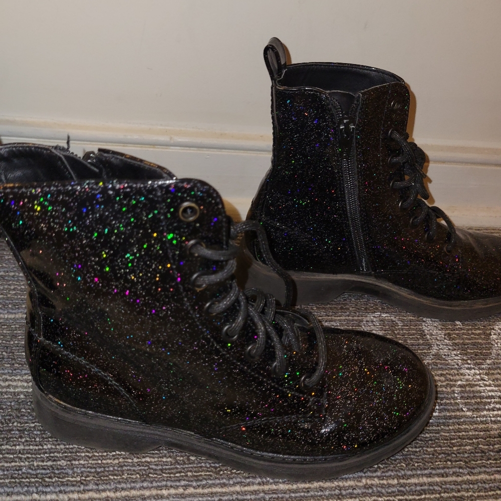 Black glitter boots